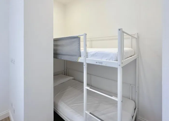 Apartamento Nuovissimo Trilo Vicino Ai Campi Da Tennis